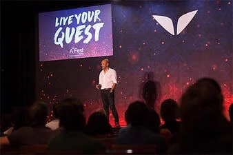 Ajit-Giving-a-Speech-in-front-of-300-people-at-A-Fest-Mexico-2016-1
